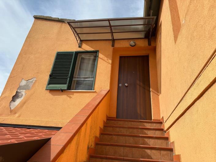 Image No.6-3 Bed Property for sale