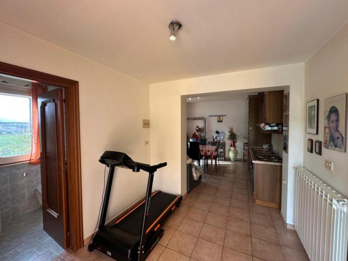 Image No.17-3 Bed Property for sale