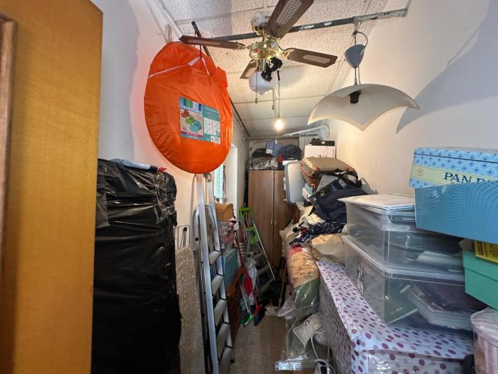 Image No.20-3 Bed Property for sale