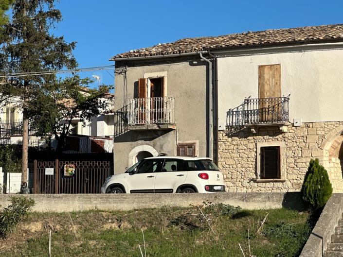 Image No.6-2 Bed Property for sale