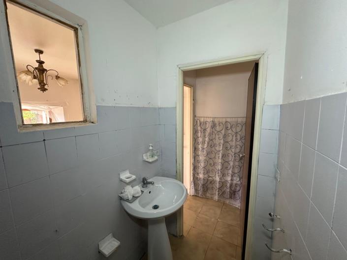 Image No.24-2 Bed Property for sale