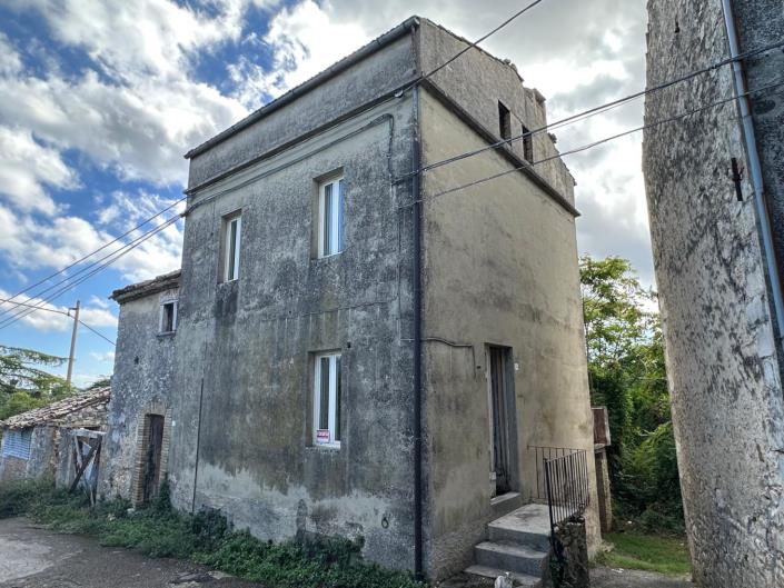 Image No.1-2 Bed Property for sale