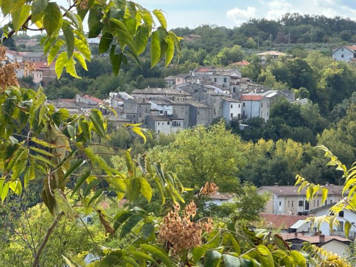 Image No.5-2 Bed Property for sale