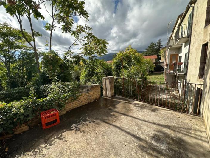 Image No.14-2 Bed Property for sale