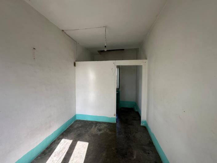 Image No.19-2 Bed Property for sale