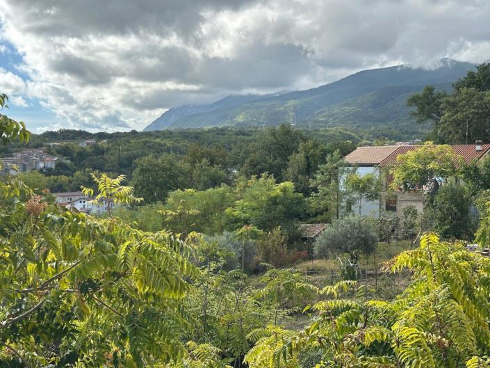 Image No.21-2 Bed Property for sale