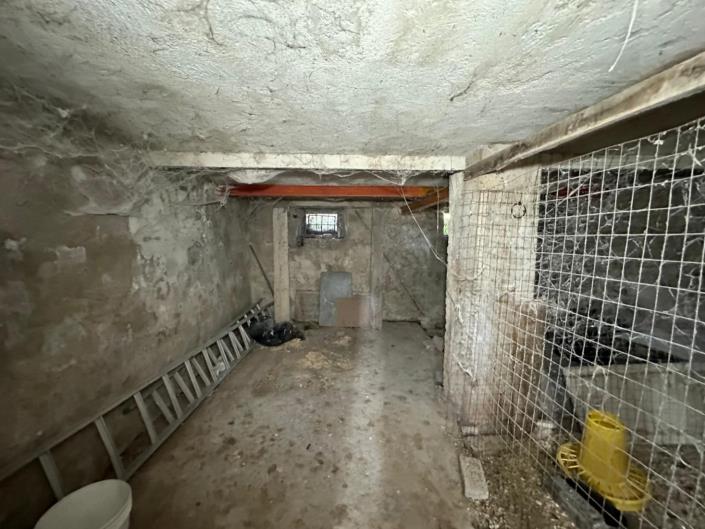 Image No.25-2 Bed Property for sale