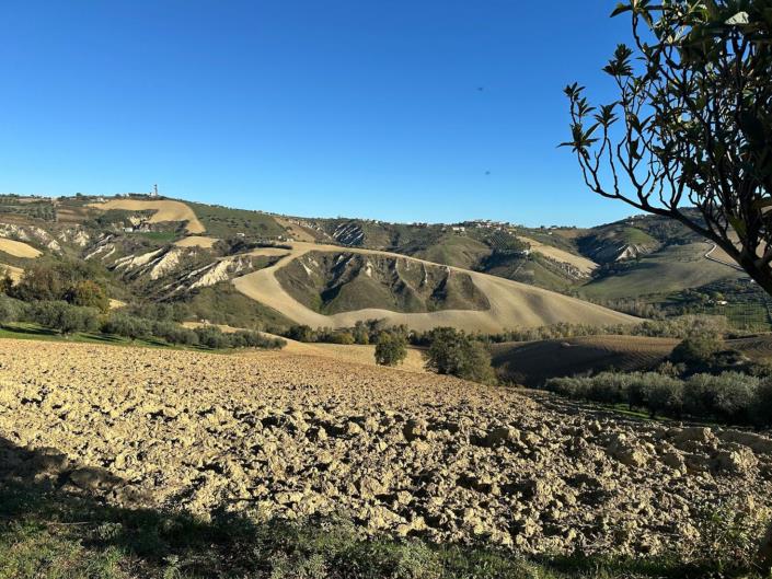 Image No.7-2 Bed Property for sale