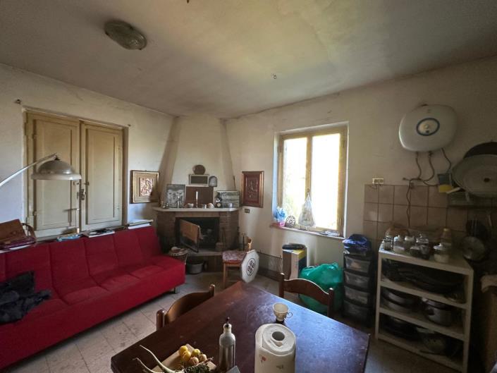 Image No.13-2 Bed Property for sale