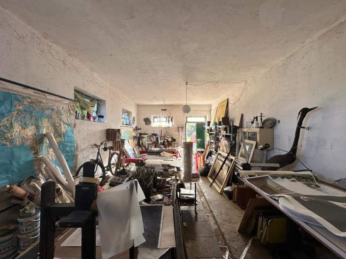 Image No.22-2 Bed Property for sale