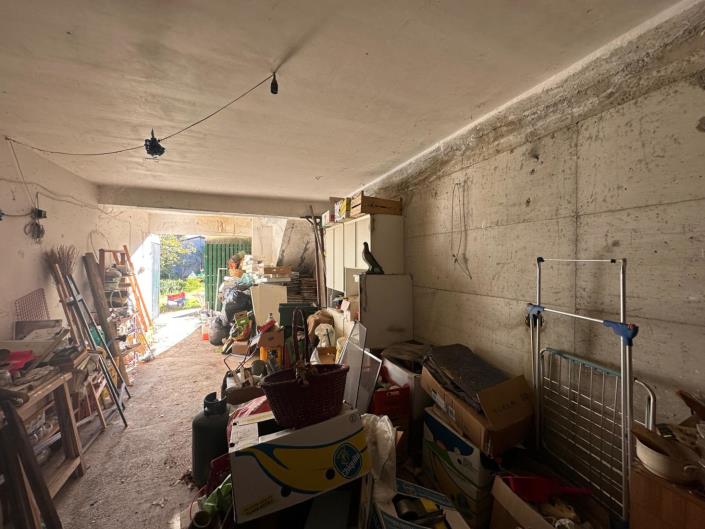 Image No.23-2 Bed Property for sale