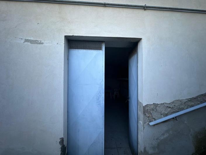 Image No.23-2 Bed Property for sale