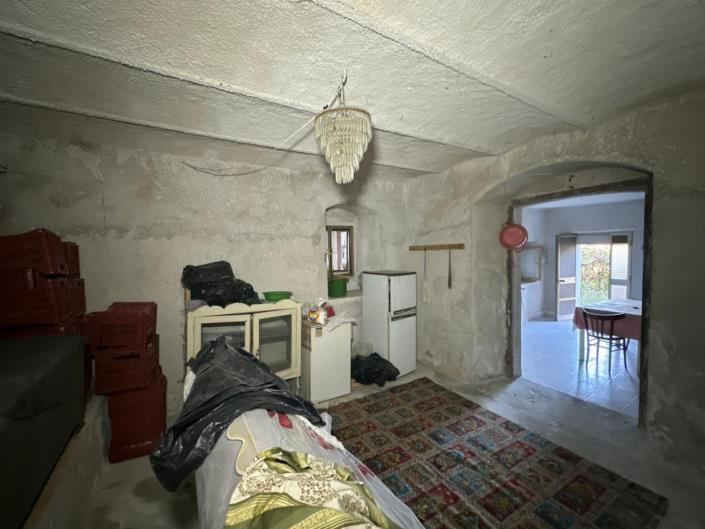 Image No.29-2 Bed Property for sale