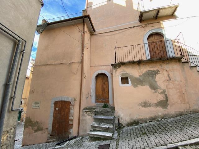 Image No.3-4 Bed Property for sale