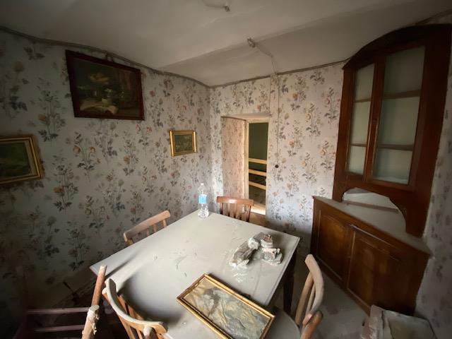 Image No.6-4 Bed Property for sale