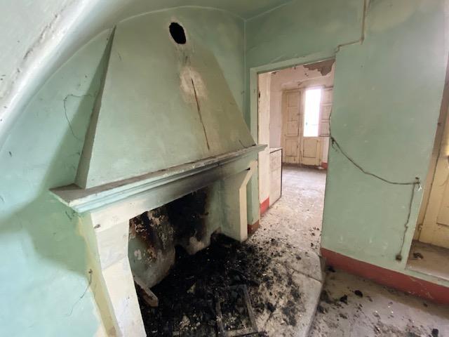 Image No.12-4 Bed Property for sale