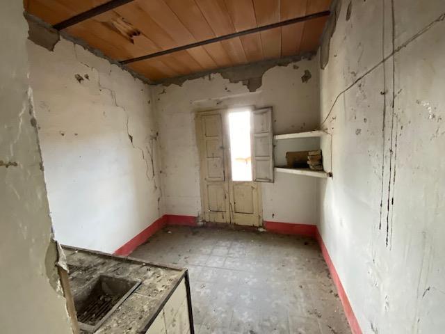 Image No.13-4 Bed Property for sale