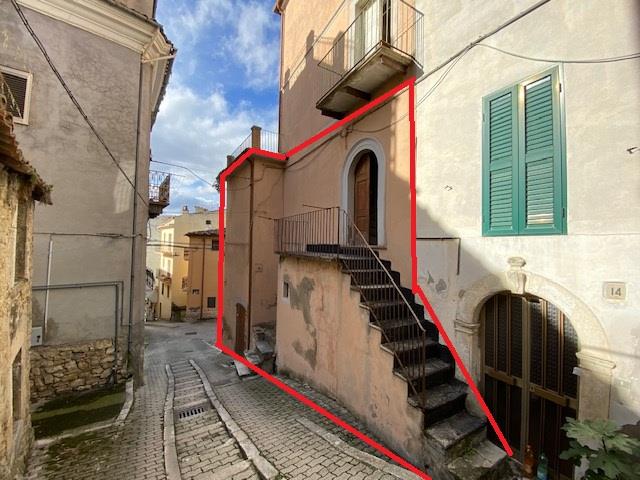 Image No.2-4 Bed Property for sale