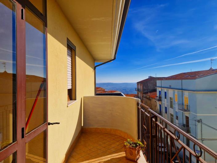 Image No.19-2 Bed Apartment for sale