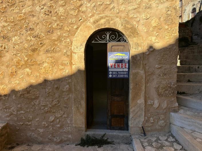 Image No.6-Propriété à vendre à L'Aquila