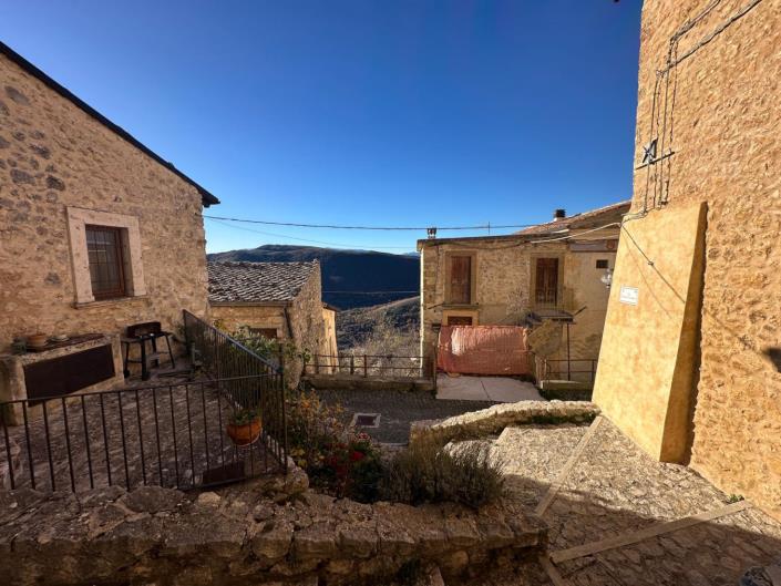 Image No.5-Propriété à vendre à L'Aquila