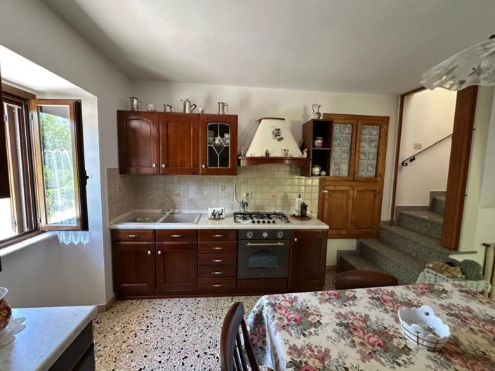 Image No.12-2 Bed Property for sale