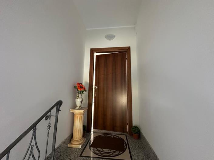 Image No.6-Appartement de 5 chambres à vendre à Cugnoli