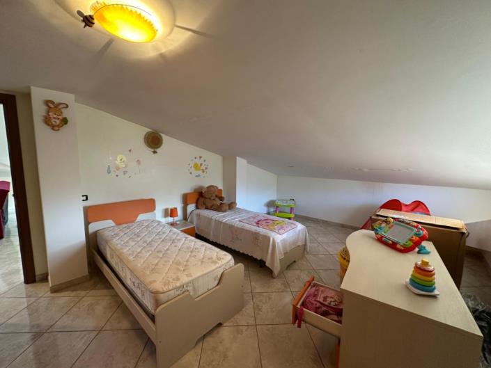 Image No.24-Appartement de 5 chambres à vendre à Cugnoli