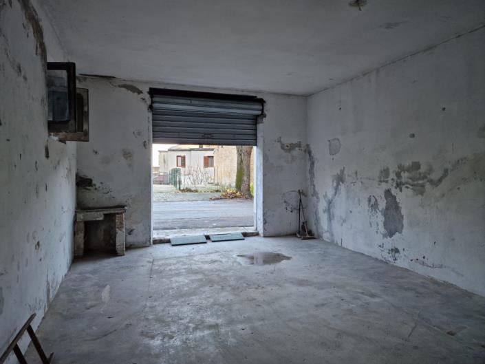 Image No.24-2 Bed Apartment for sale