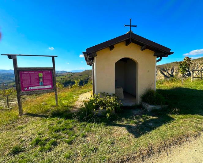 Image No.4-2 Bed Semi-Detached for sale