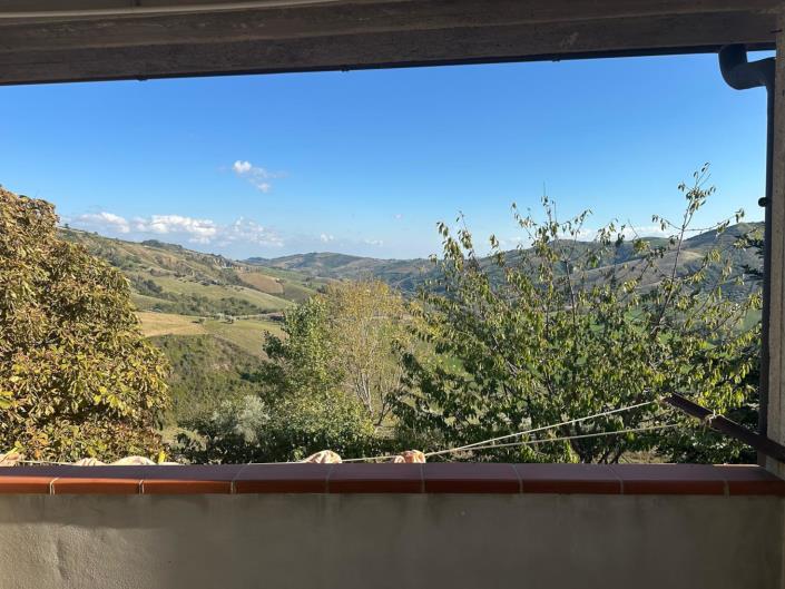 Image No.18-2 Bed Semi-Detached for sale