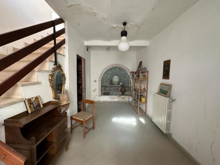 Image No.7-3 Bed Property for sale