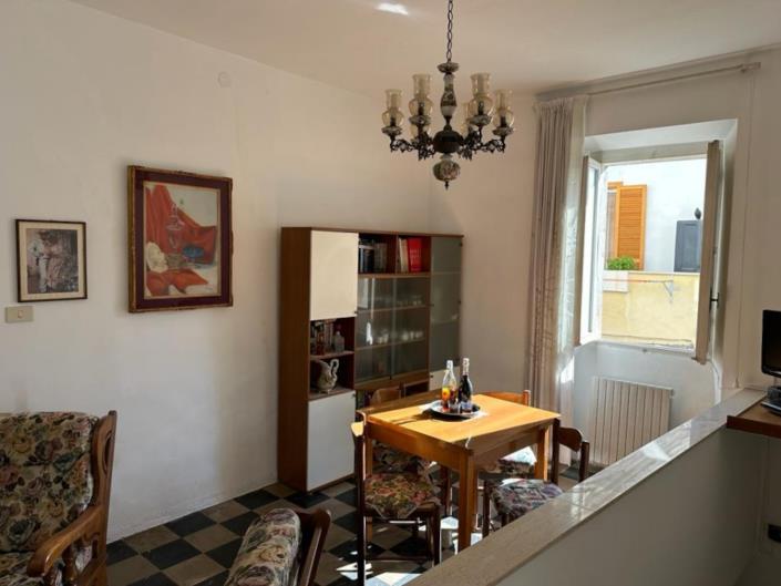 Image No.13-3 Bed Property for sale