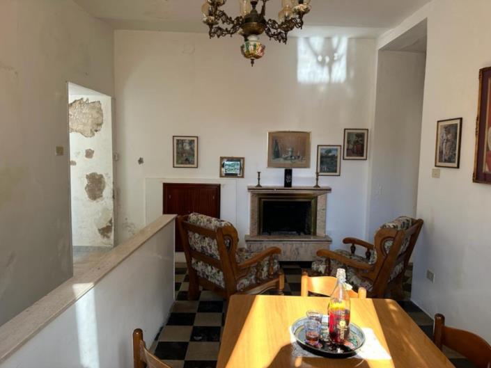 Image No.14-3 Bed Property for sale