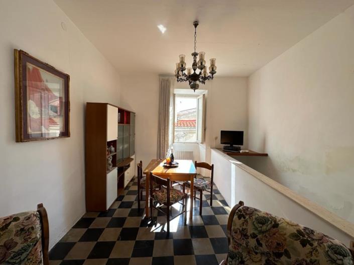 Image No.15-3 Bed Property for sale