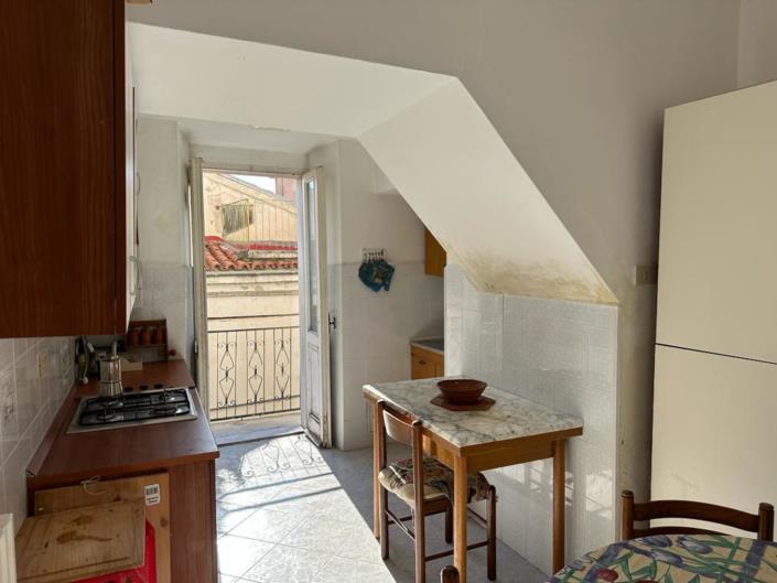 Image No.17-3 Bed Property for sale