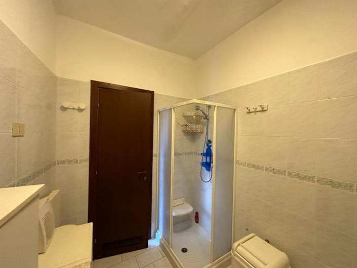 Image No.32-3 Bed Property for sale