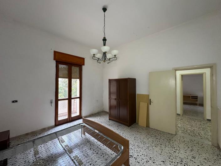 Image No.18-2 Bed Apartment for sale