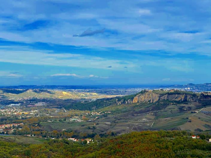 Image No.23-2 Bed Apartment for sale