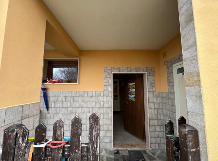 Image No.21-2 Bed Property for sale