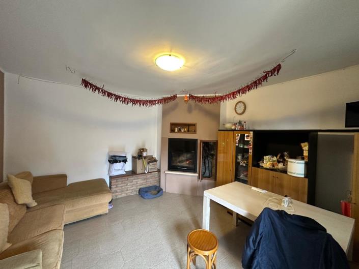 Image No.24-2 Bed Property for sale