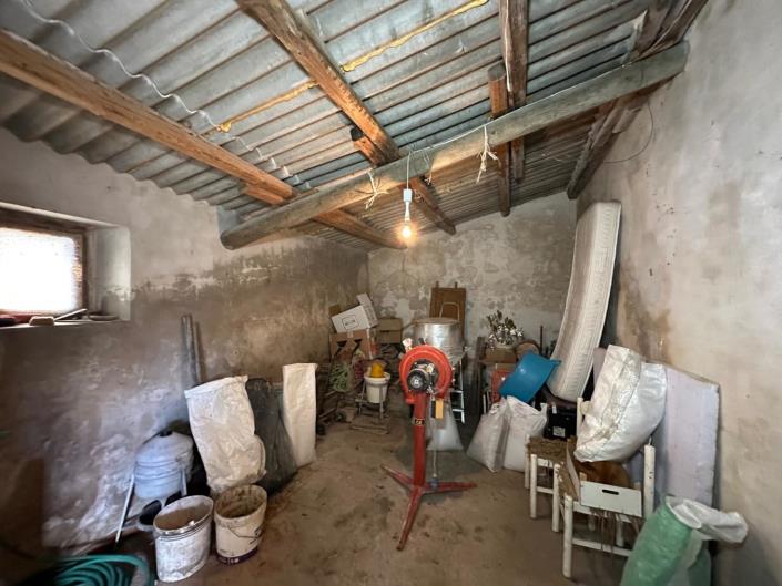 Image No.38-2 Bed Property for sale