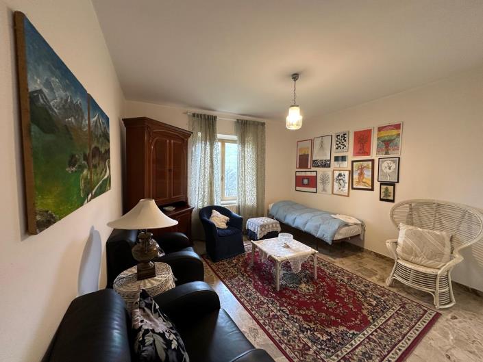 Image No.31-4 Bed Property for sale