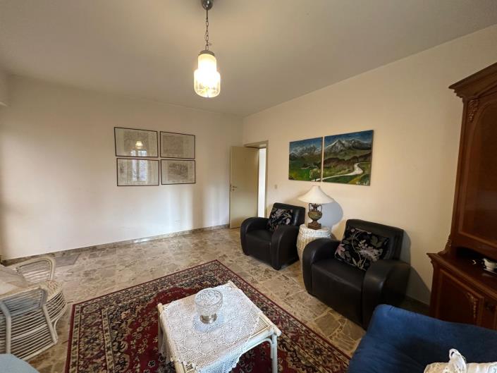 Image No.33-4 Bed Property for sale