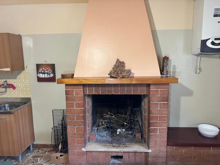 Image No.37-4 Bed Property for sale