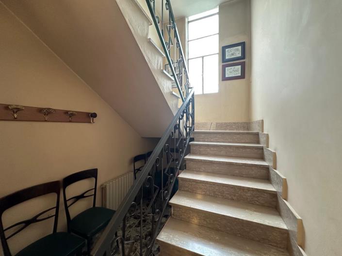 Image No.39-4 Bed Property for sale