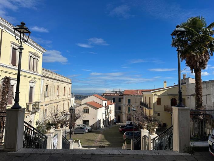 Image No.4-3 Bed Property for sale