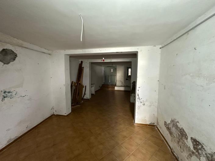 Image No.35-3 Bed Property for sale