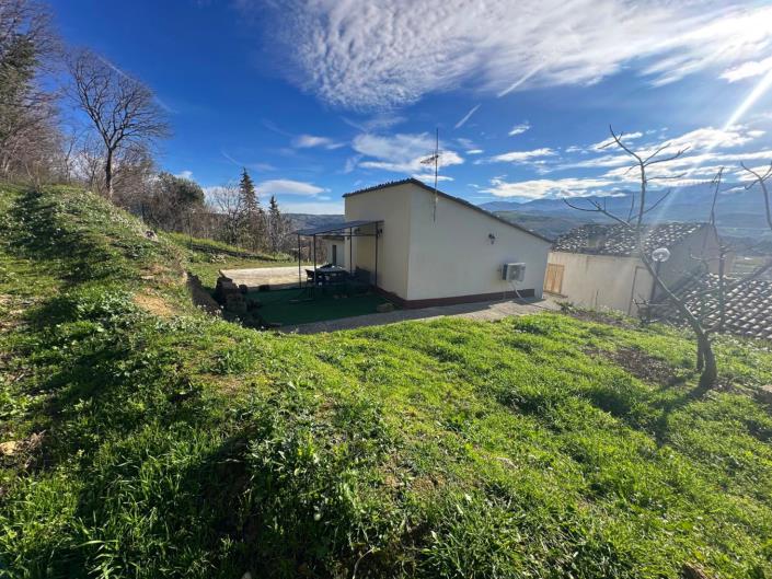 Image No.5-1 Bed Property for sale