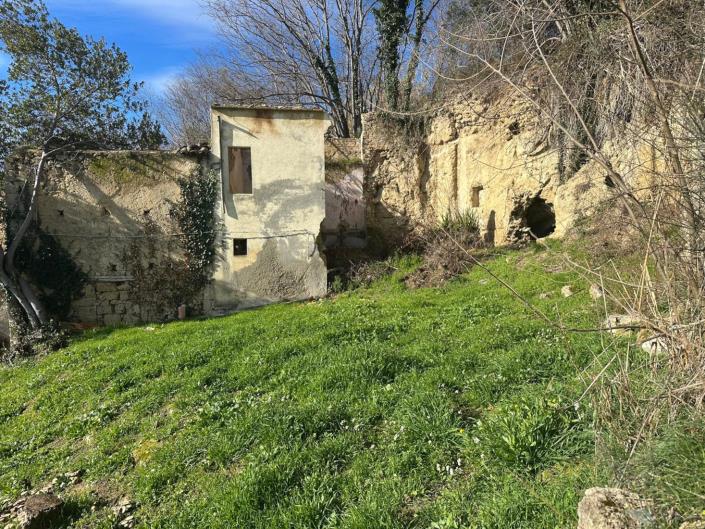 Image No.6-1 Bed Property for sale